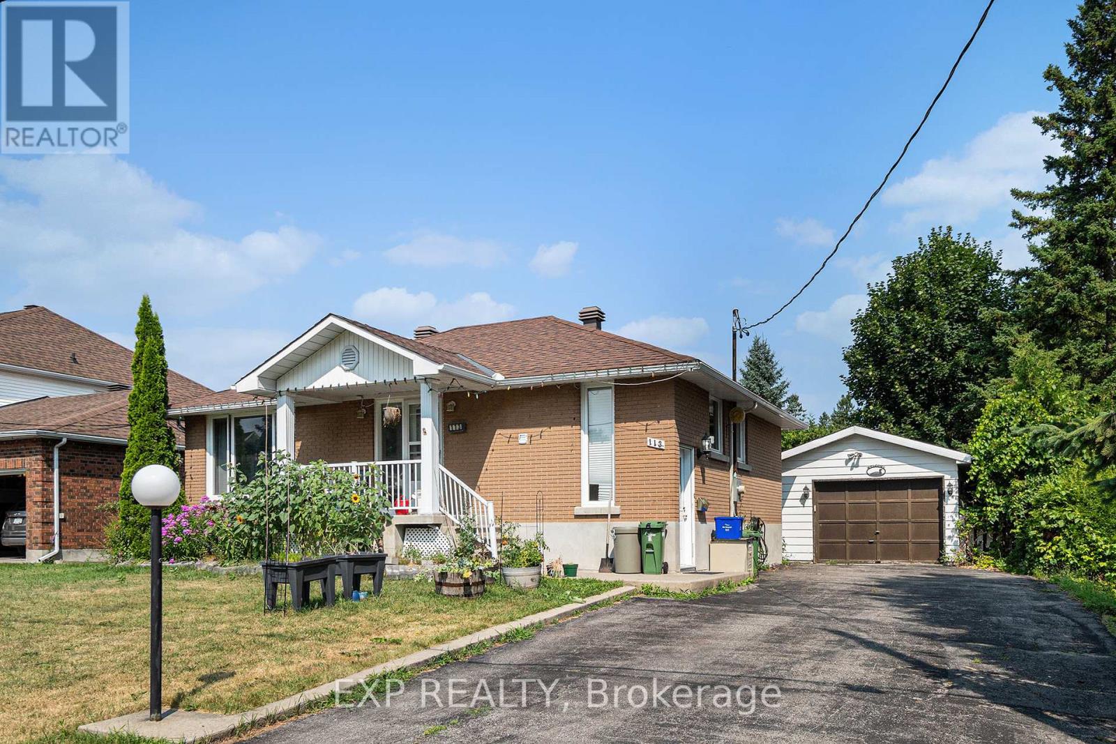113 RIDGEFIELD CRESCENT