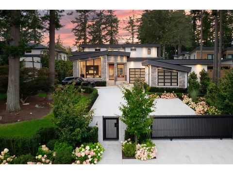 2565 141 STREET Surrey BC V4P2E5