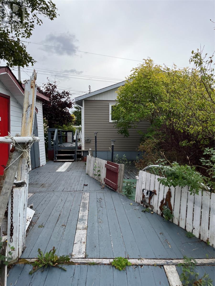 9 Cabot Street