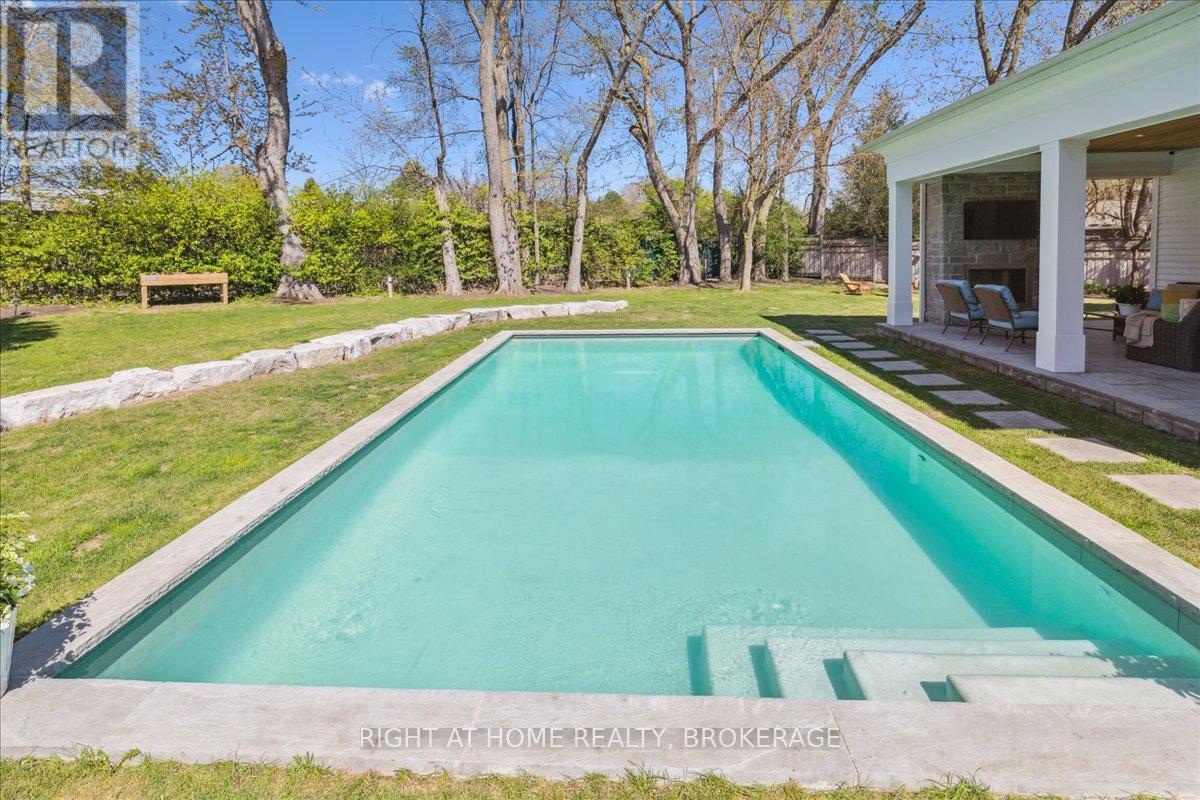 1253 CRAWFORD COURT