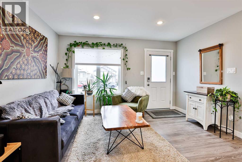 874 Jessie McLeay Road N