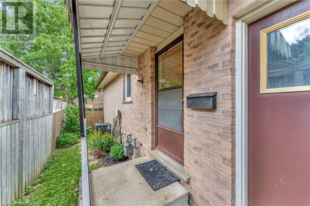 5 MARCON Court
