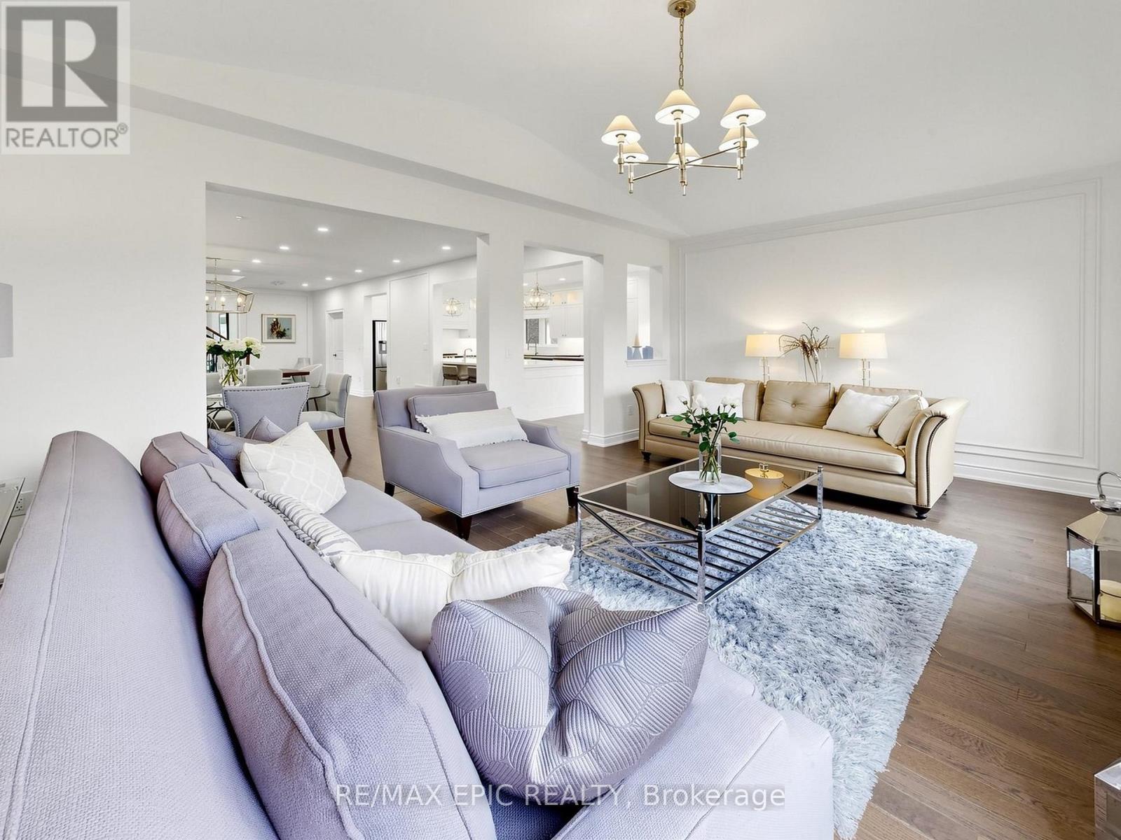 122 SCARLET WAY