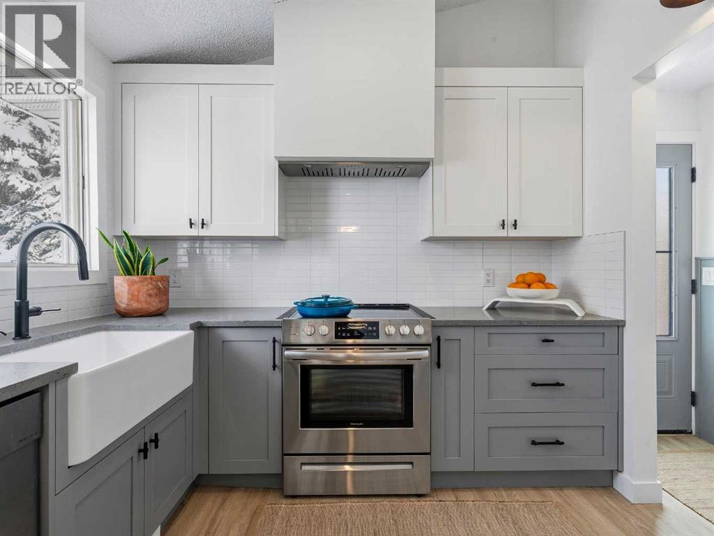 7723 Hunterview Drive NW