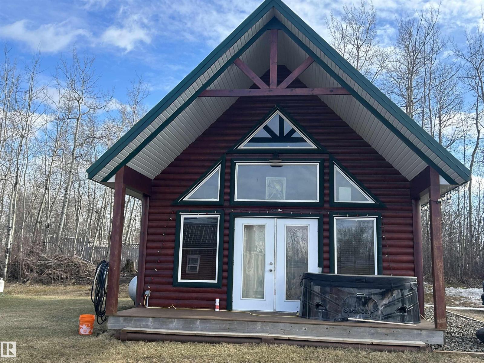 #102 54500 LAC STE ANNE TR