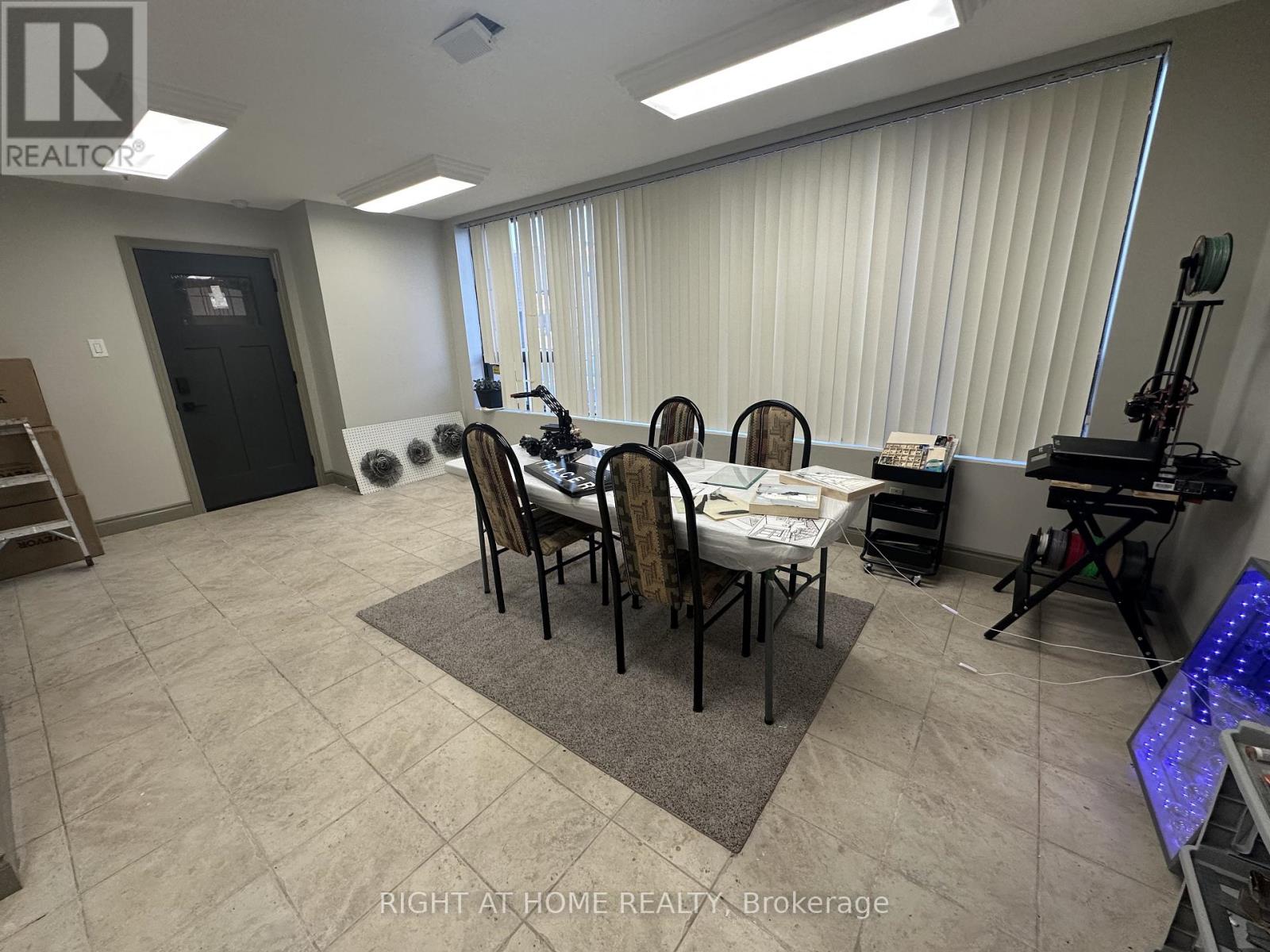 4 - 1228 GORHAM STREET