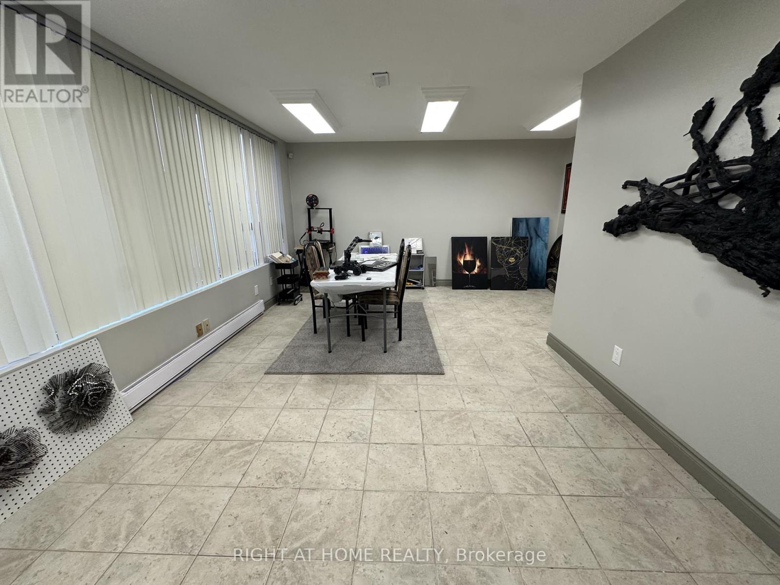 4 - 1228 GORHAM STREET