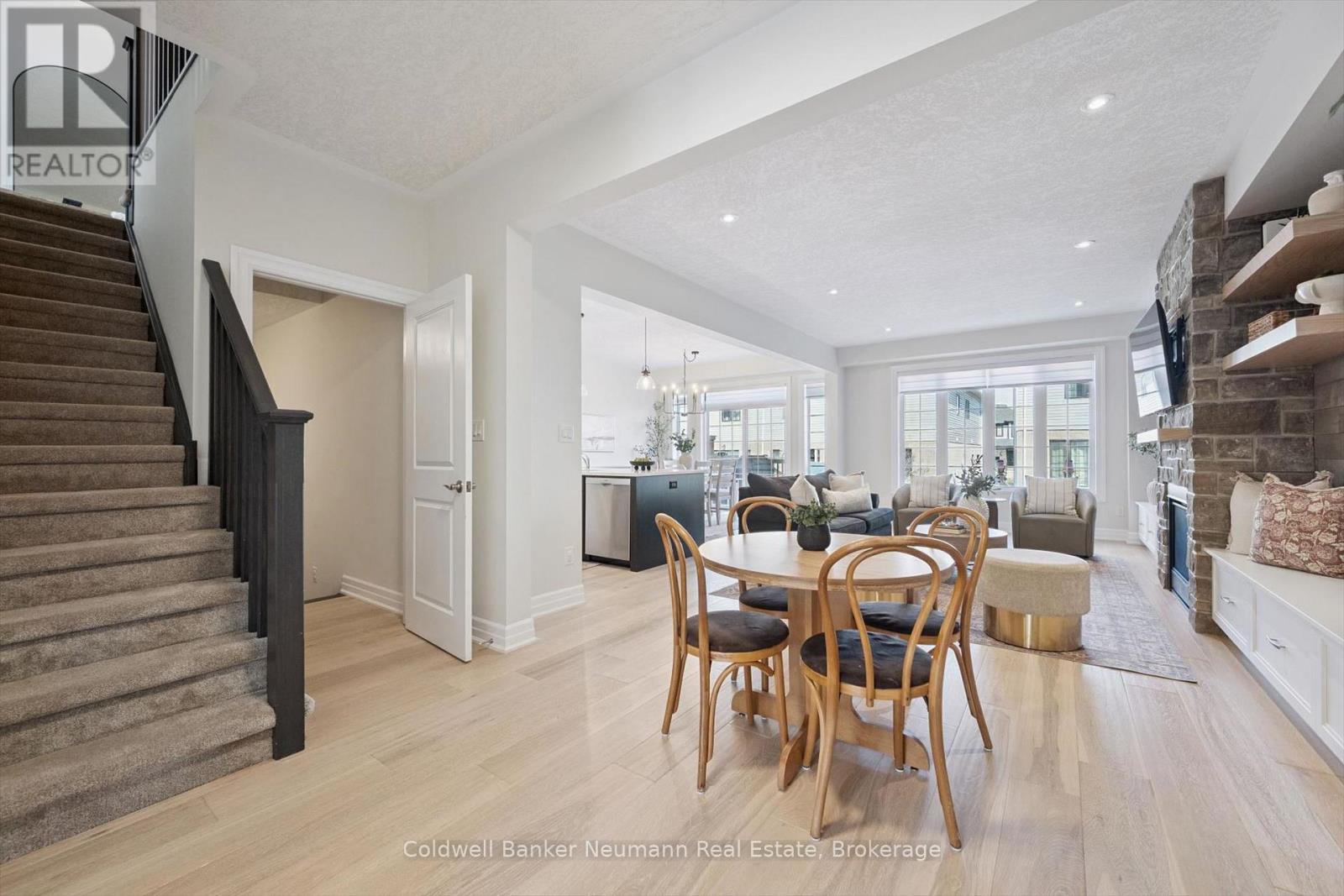 133 FOAMFLOWER PLACE