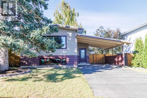 83 Brazeau Crescent SW Calgary AB T2W0Z2