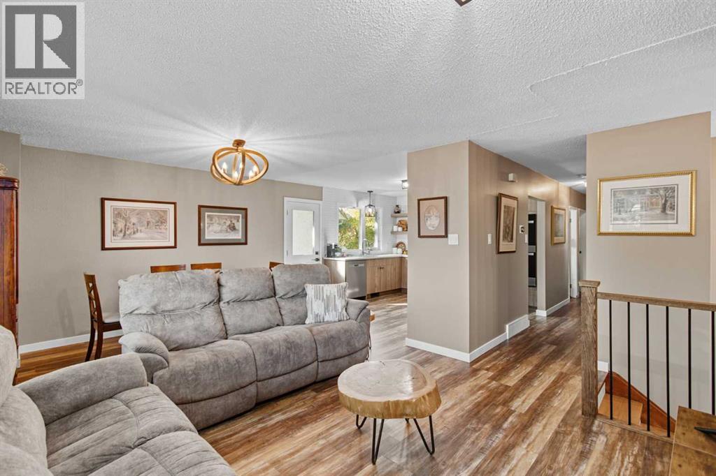 83 Brazeau Crescent SW