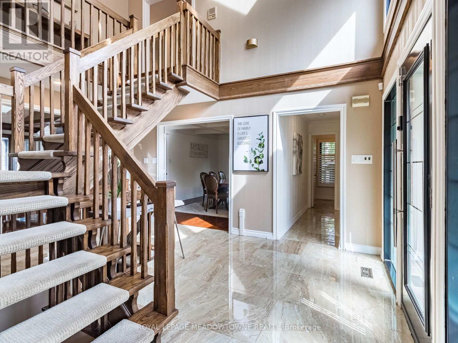 355 GOLF LINKS ROAD
