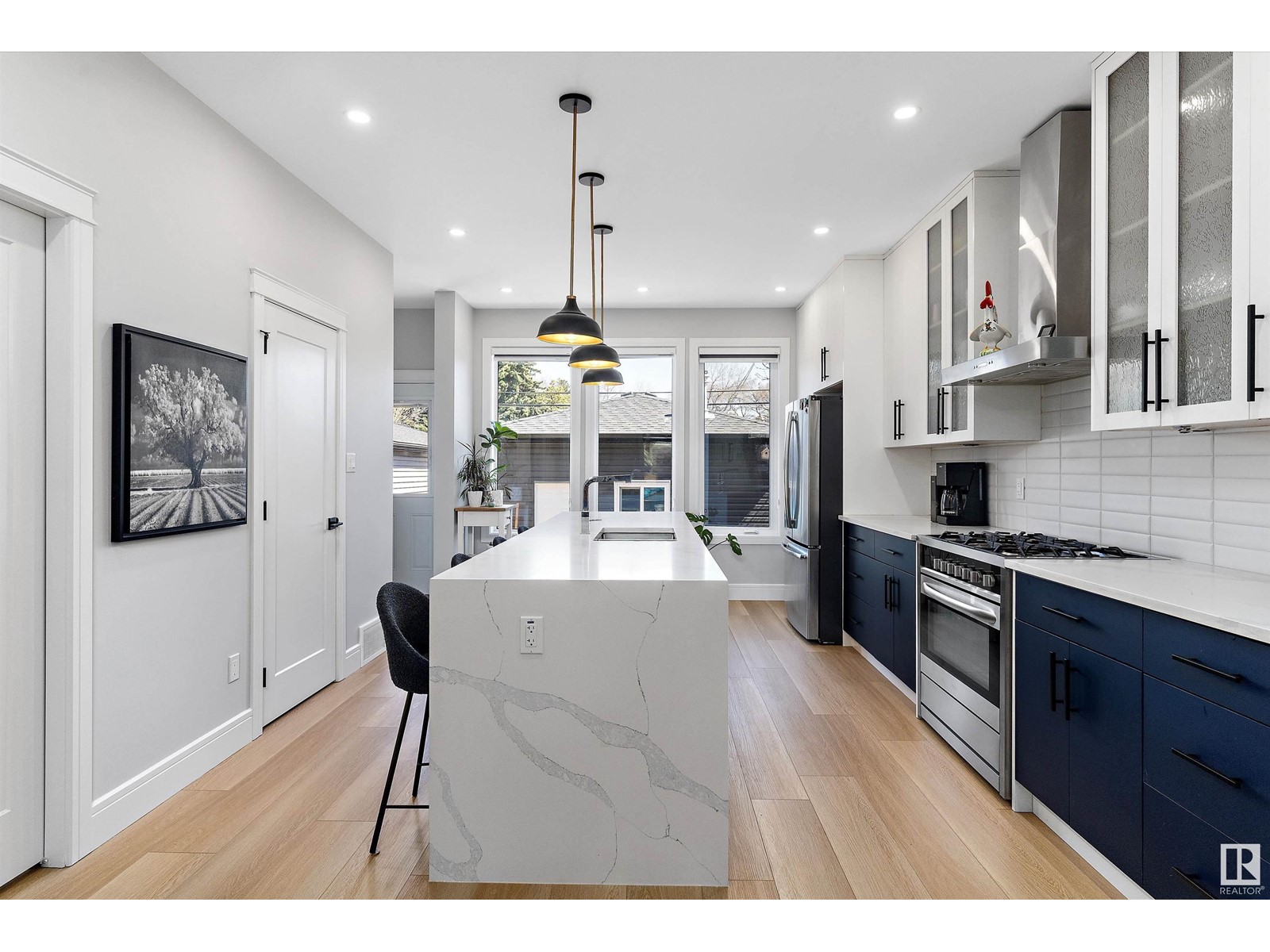 10735 130 ST NW