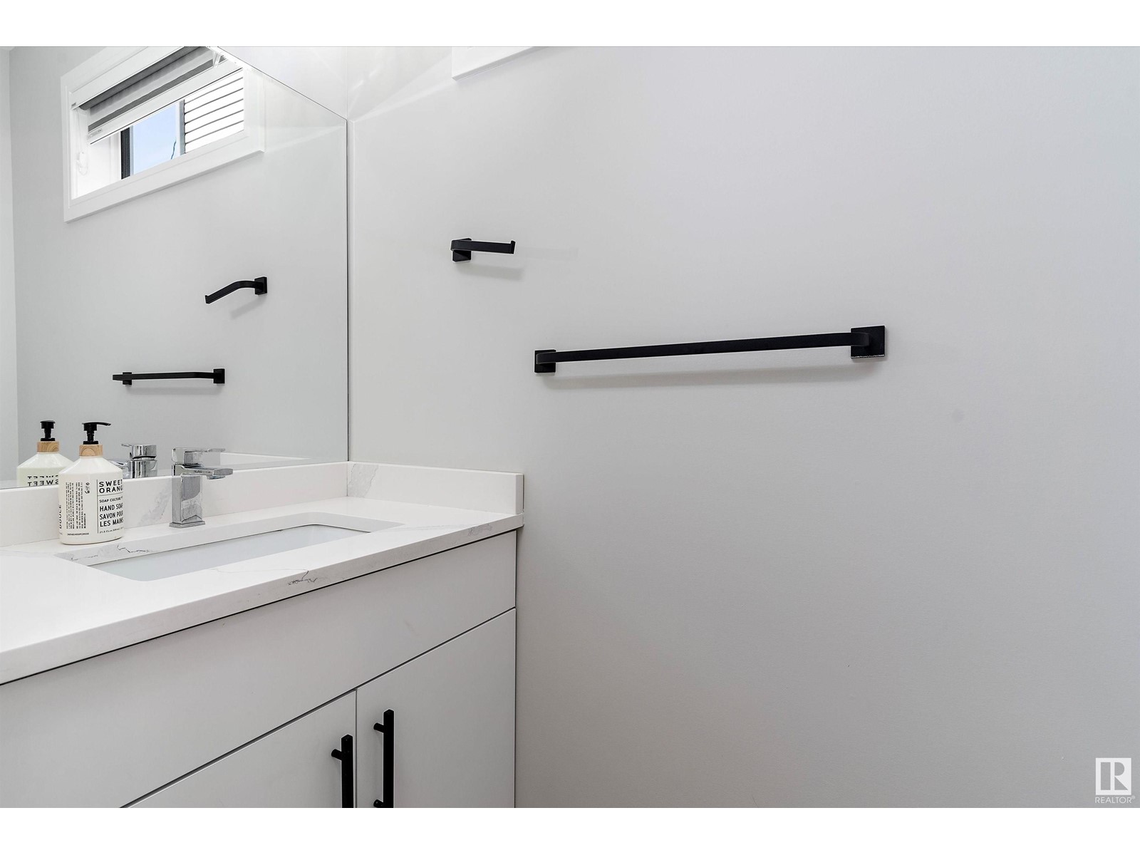 10735 130 ST NW
