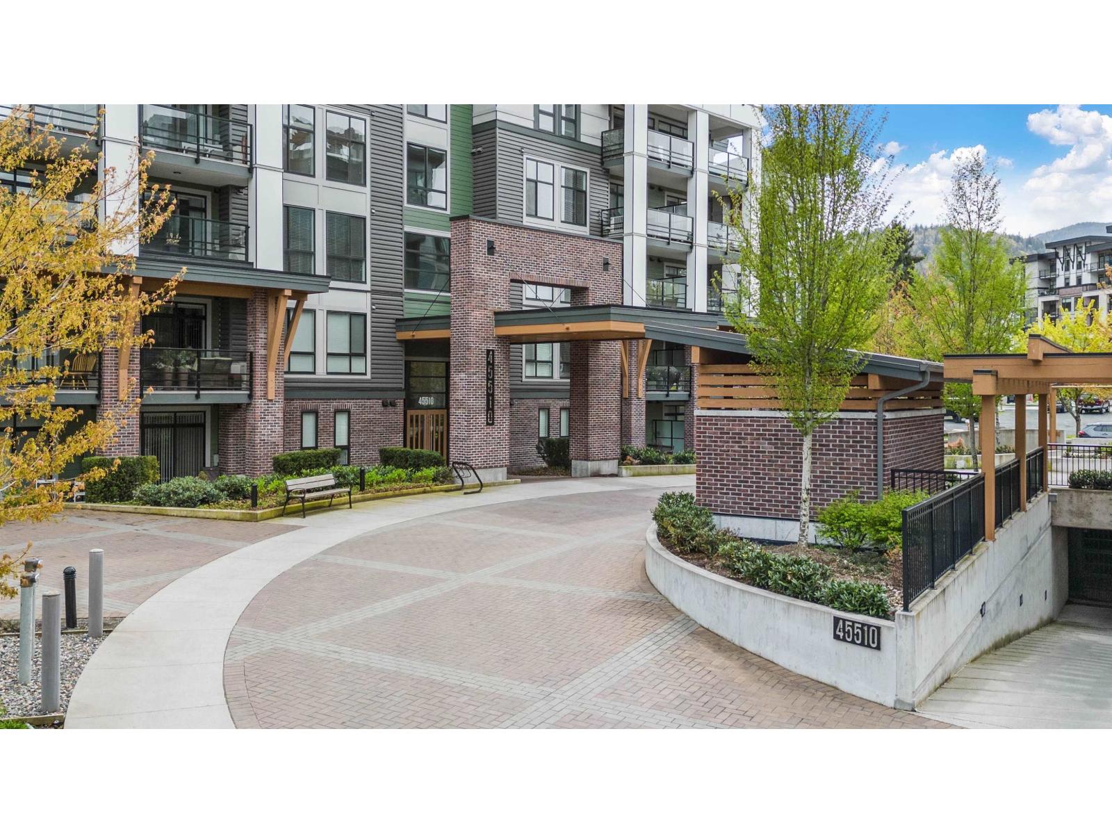 311 45510 MARKET WAY|Garrison Crossing