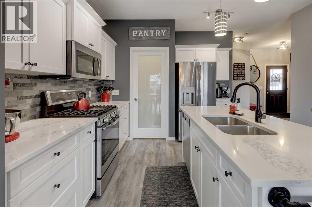 156 Wildrose Crescent