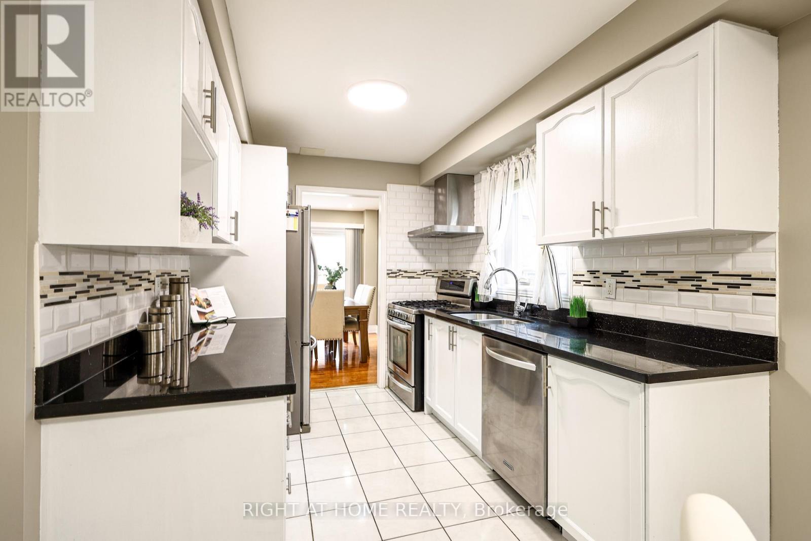 5533 RICHMEADOW MEWS