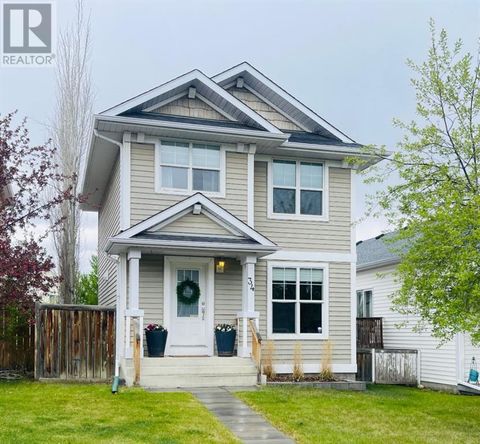 34 Tuscany Valley Heights NW Calgary AB t3l2e7