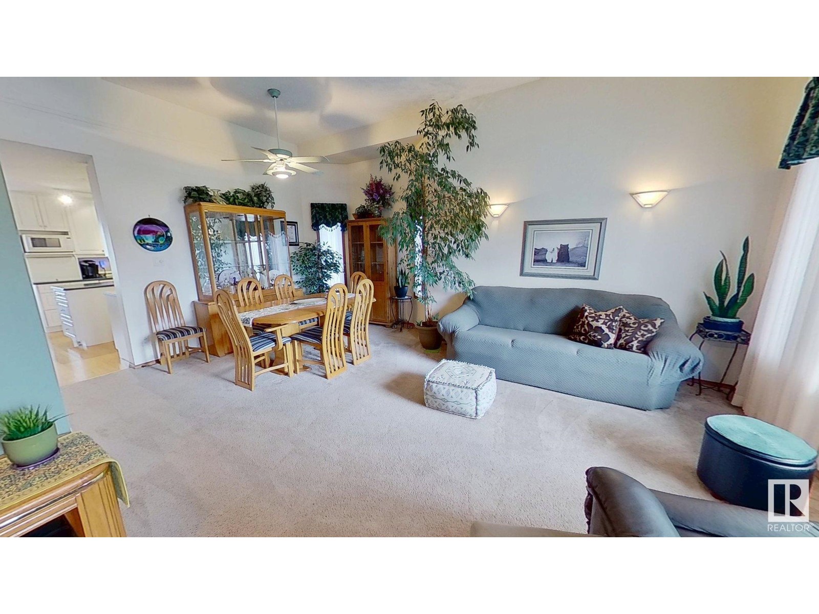 3935 31 ST NW