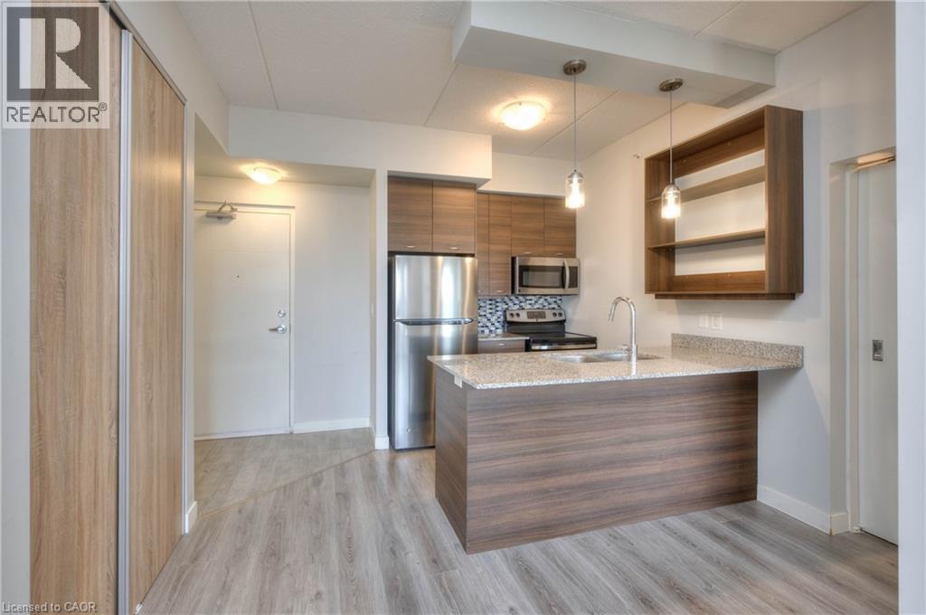 318 SPRUCE Street Unit# 808