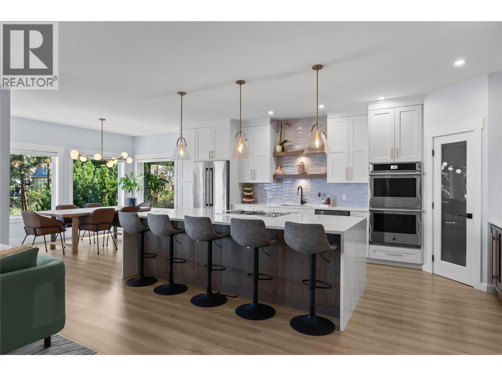 408 Quilchena Crescent