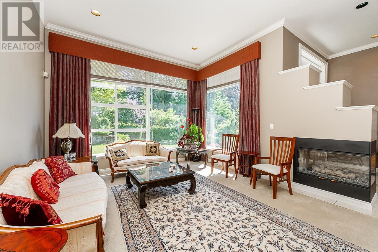 180 W OSBORNE ROAD