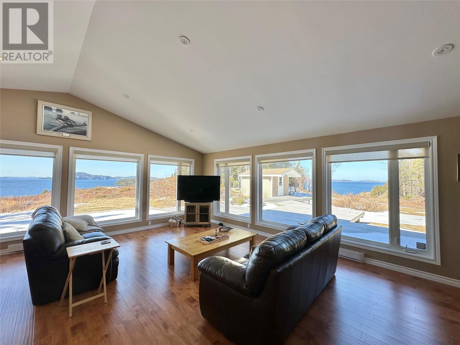 31 Moore's Cove Road