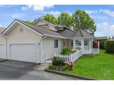 12 21138 88TH AVENUE Langley BC V1M2G7