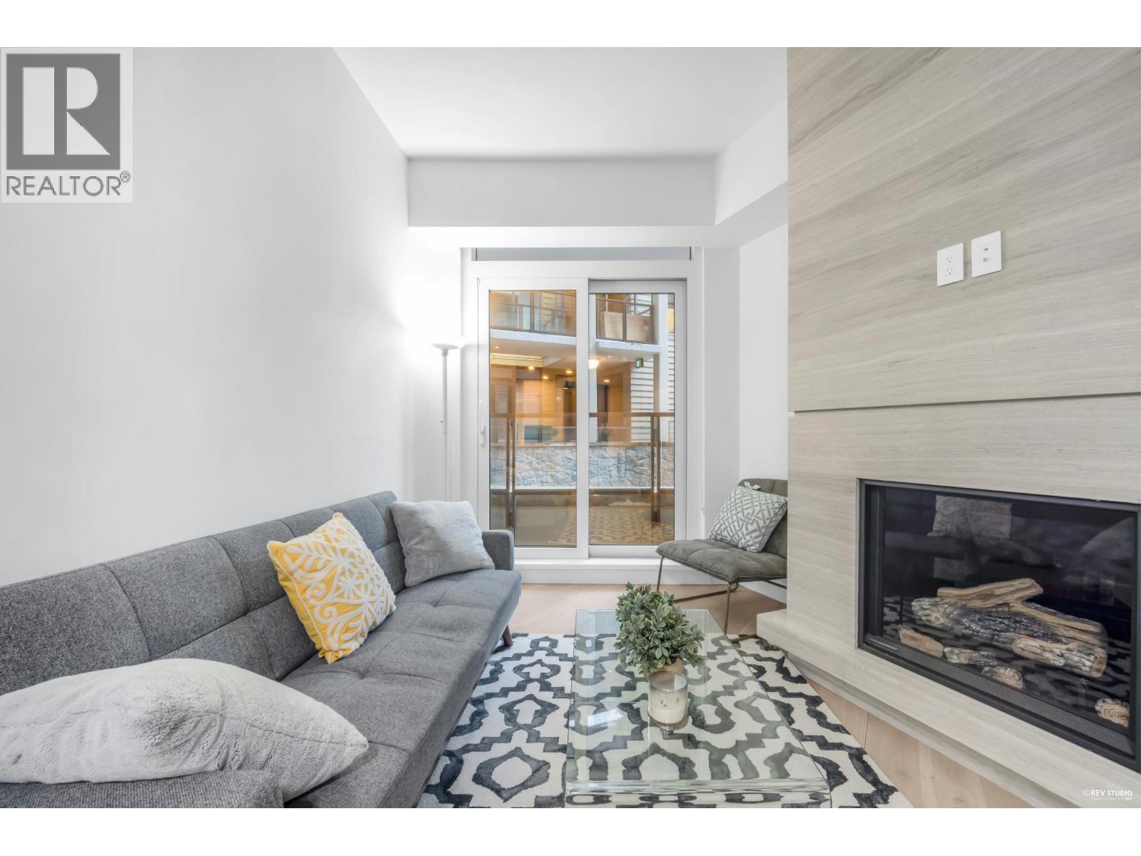 101 6699 NELSON AVENUE