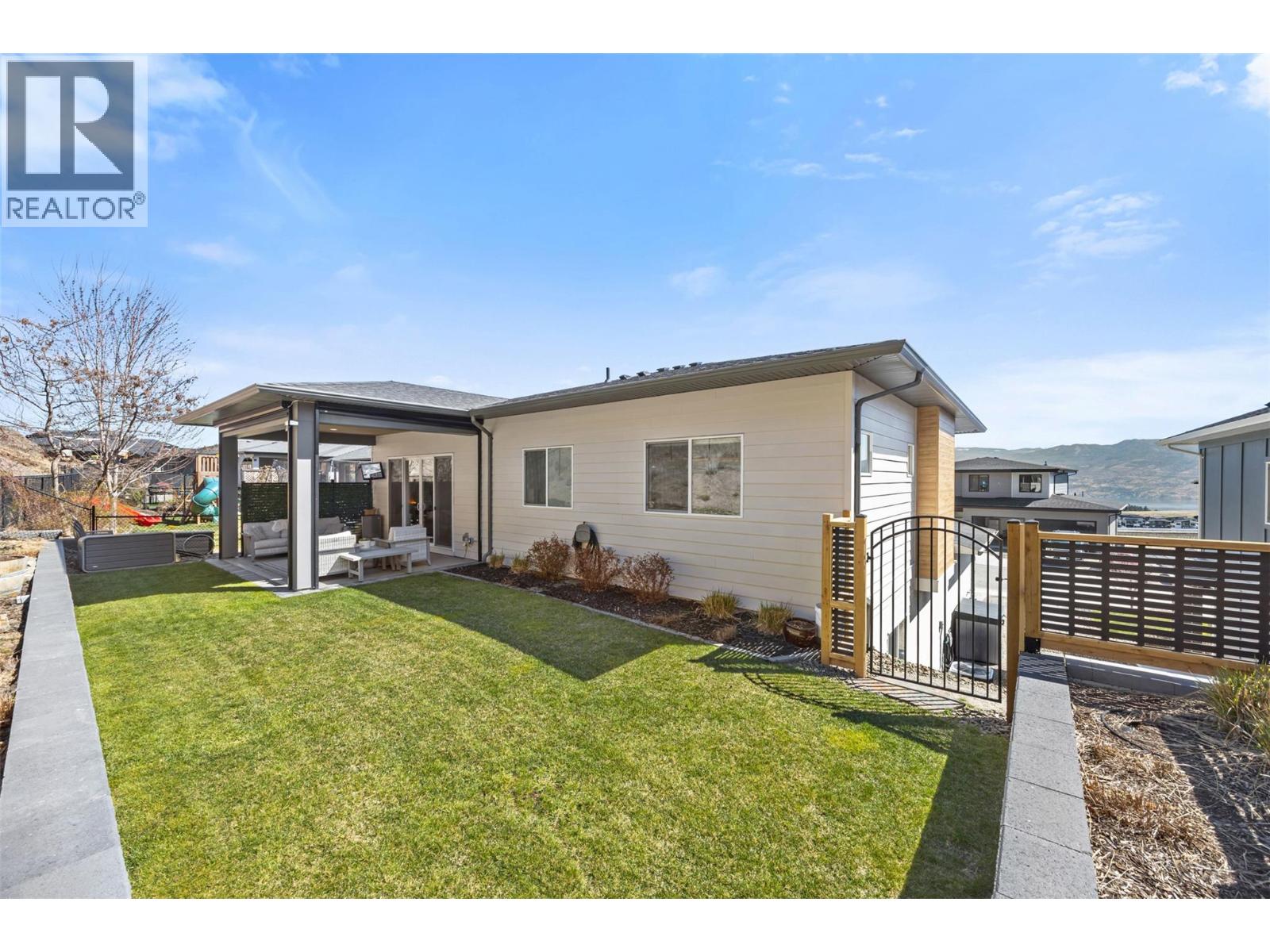 2598 Crown Crest Drive