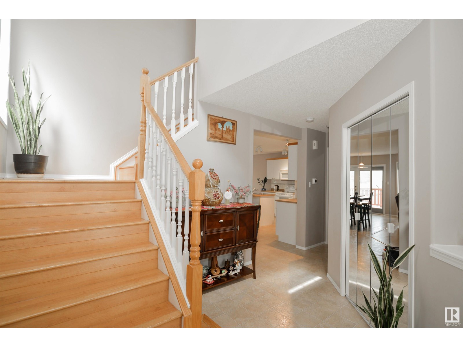 608 BECK CL SW