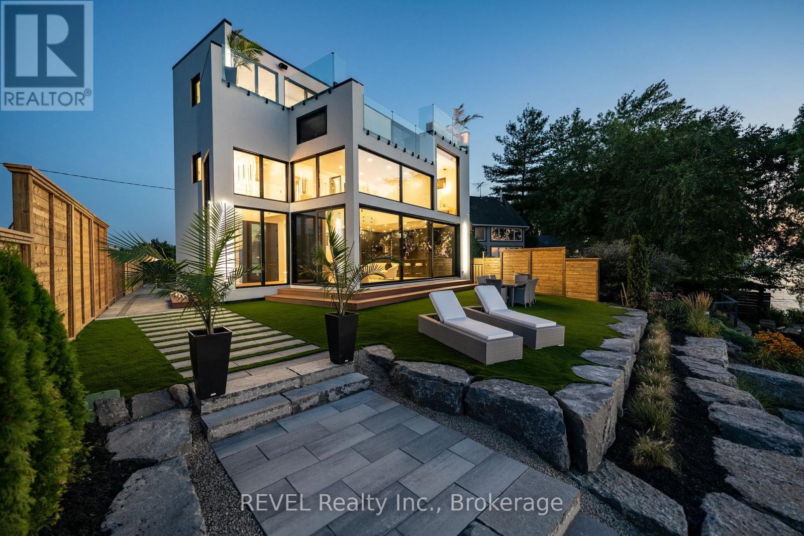 6 FIRELANE 11A STREET