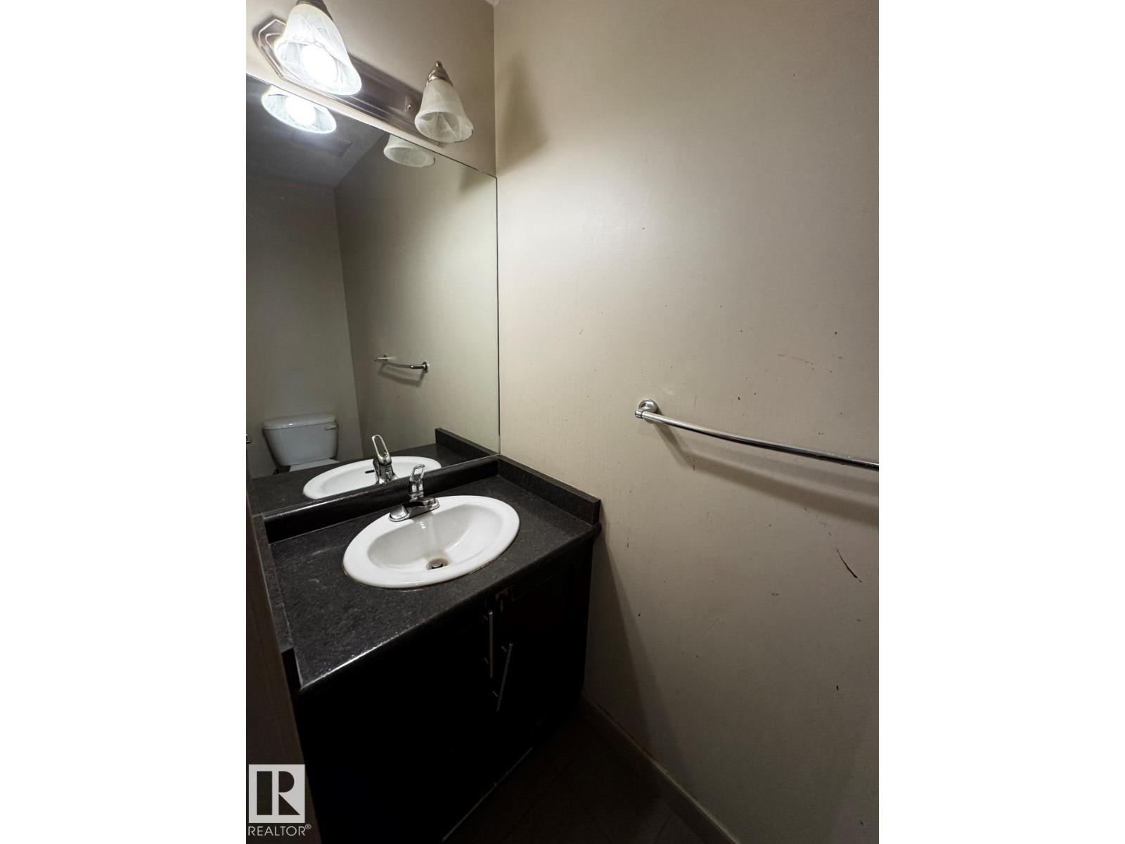 #6 1820 34 AV NW