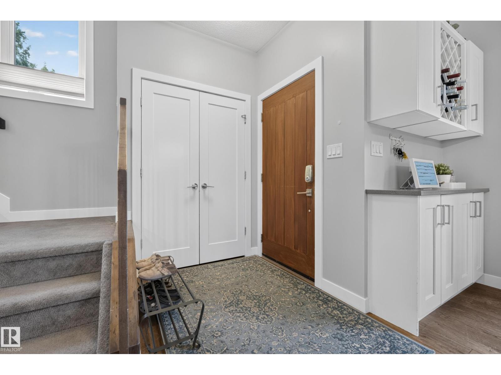 11018 122 ST NW