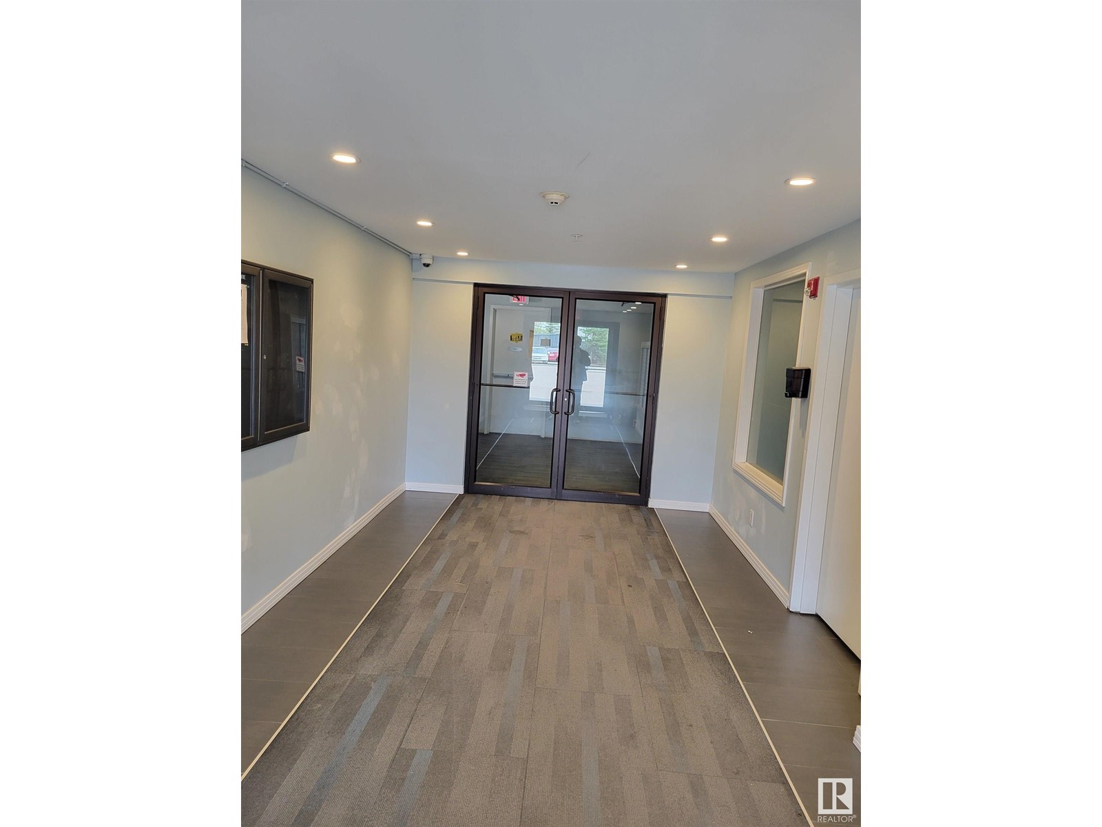 #311 5005 165 AV NW