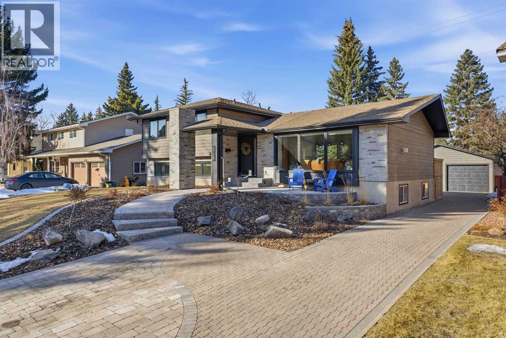 6725 Livingstone Drive SW