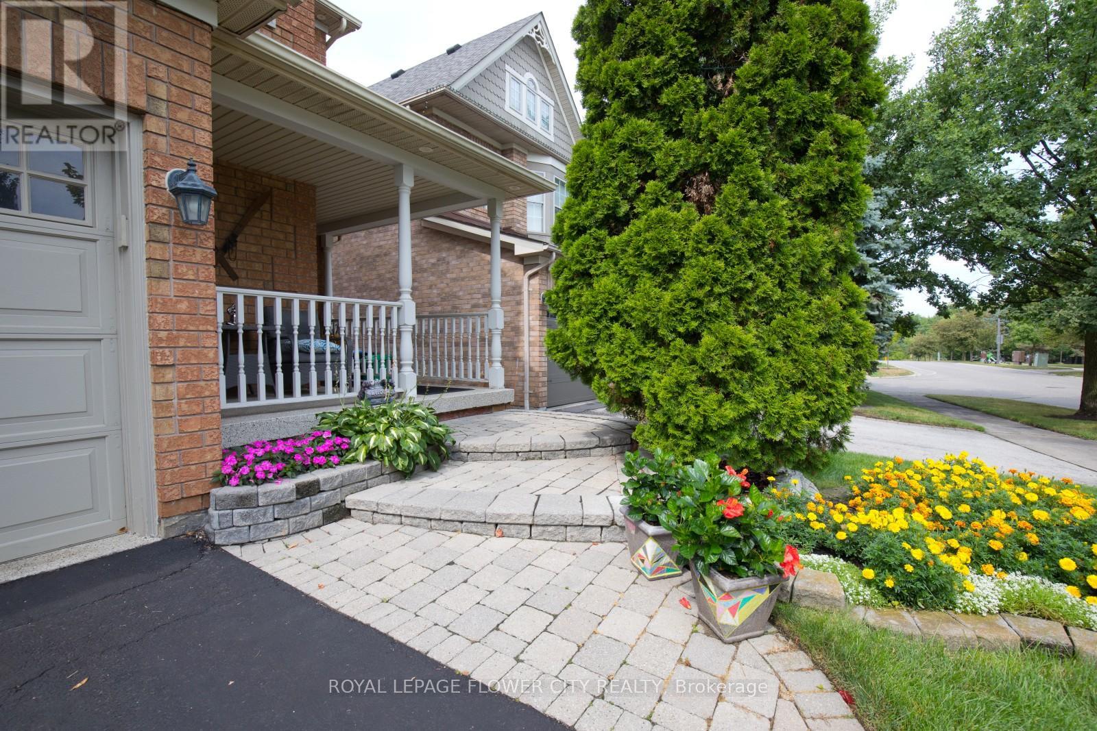 6936 HISTORIC TRAIL