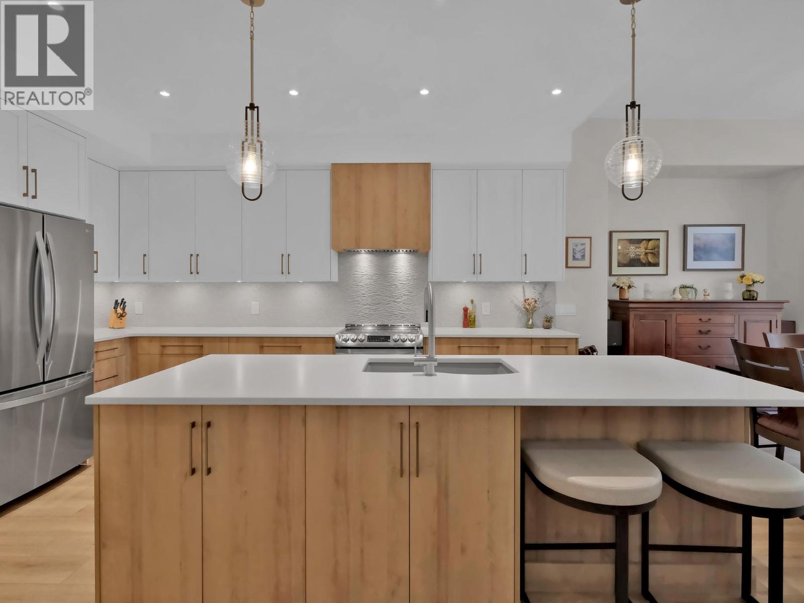 4432 Gallaghers Forest S