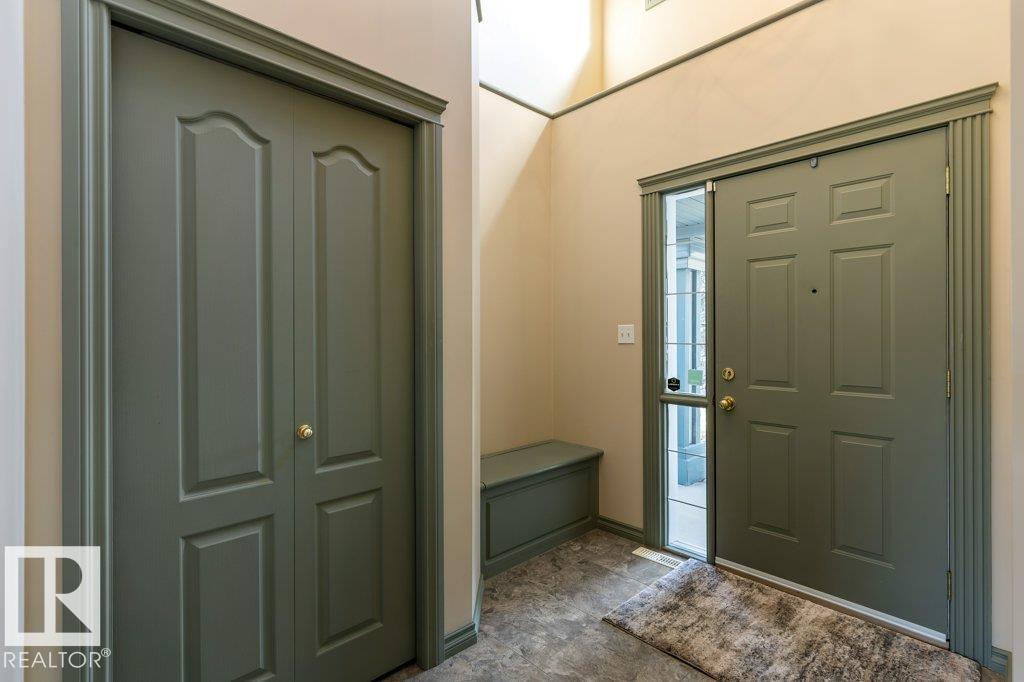 1120 118A ST NW
