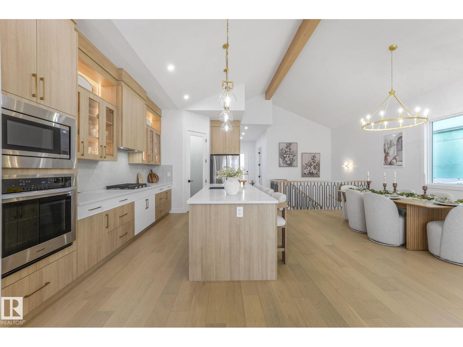 5 Sterlingshire Manor