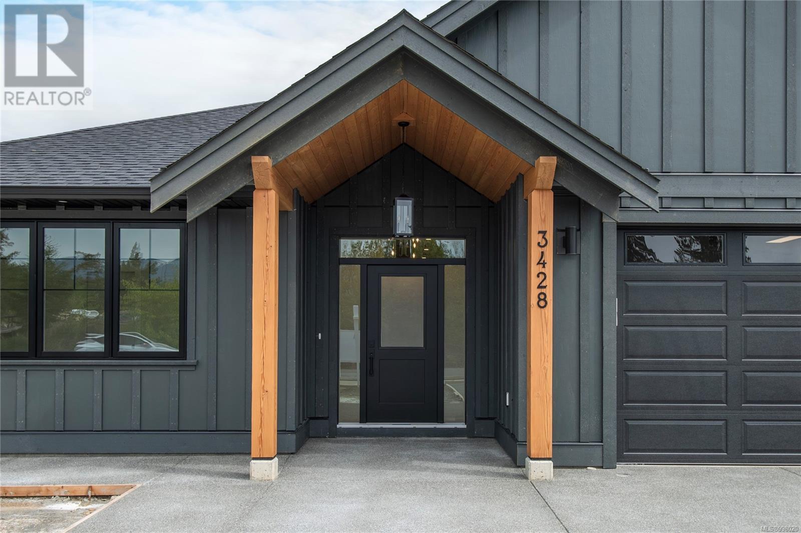 3428 Rhys Rd