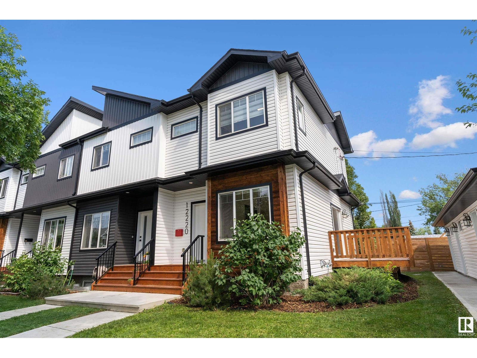11618 111 AV NW