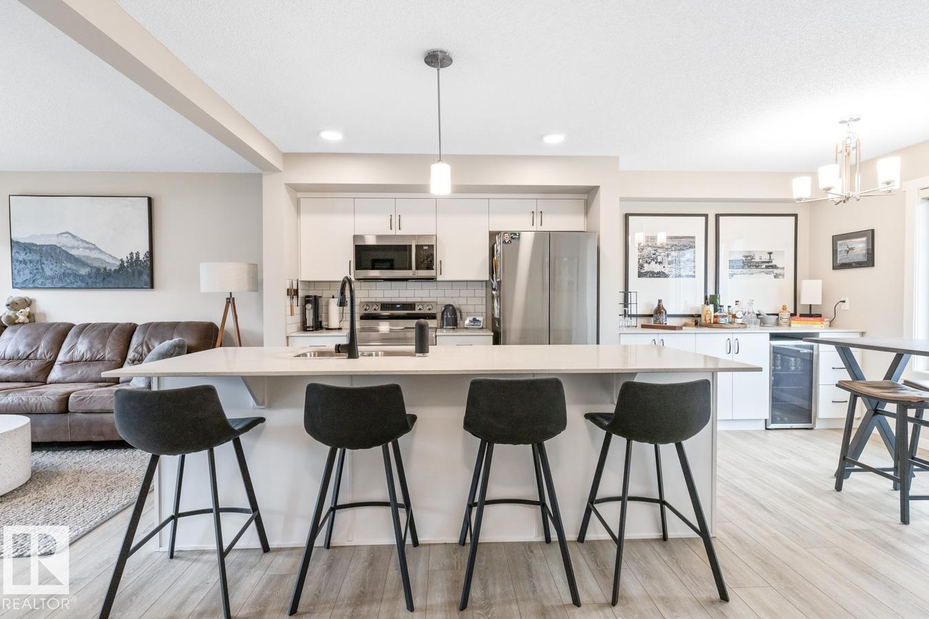 #110 1530 Tamarack BV NW