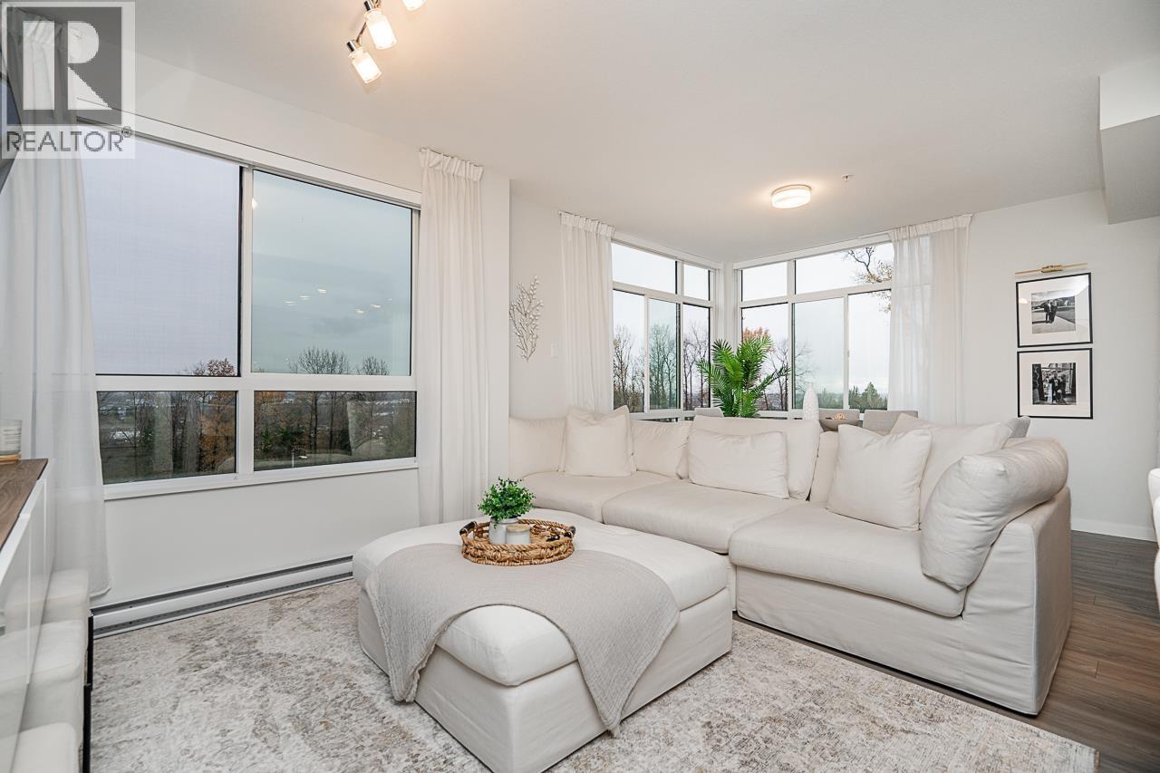 401 6438 BYRNEPARK DRIVE