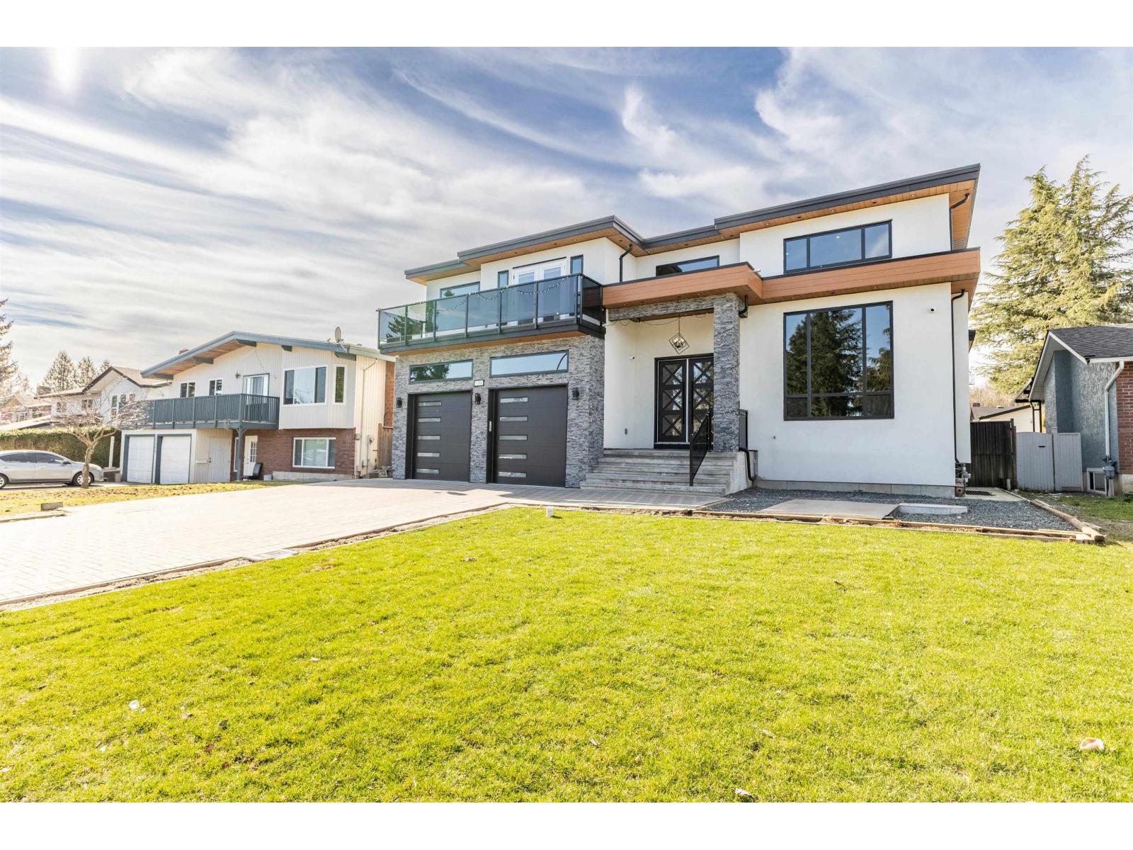 3265 SATURNA CRESCENT