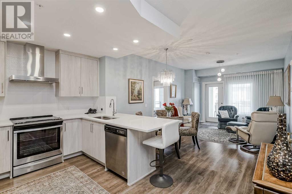 212, 12 Mahogany Path SE