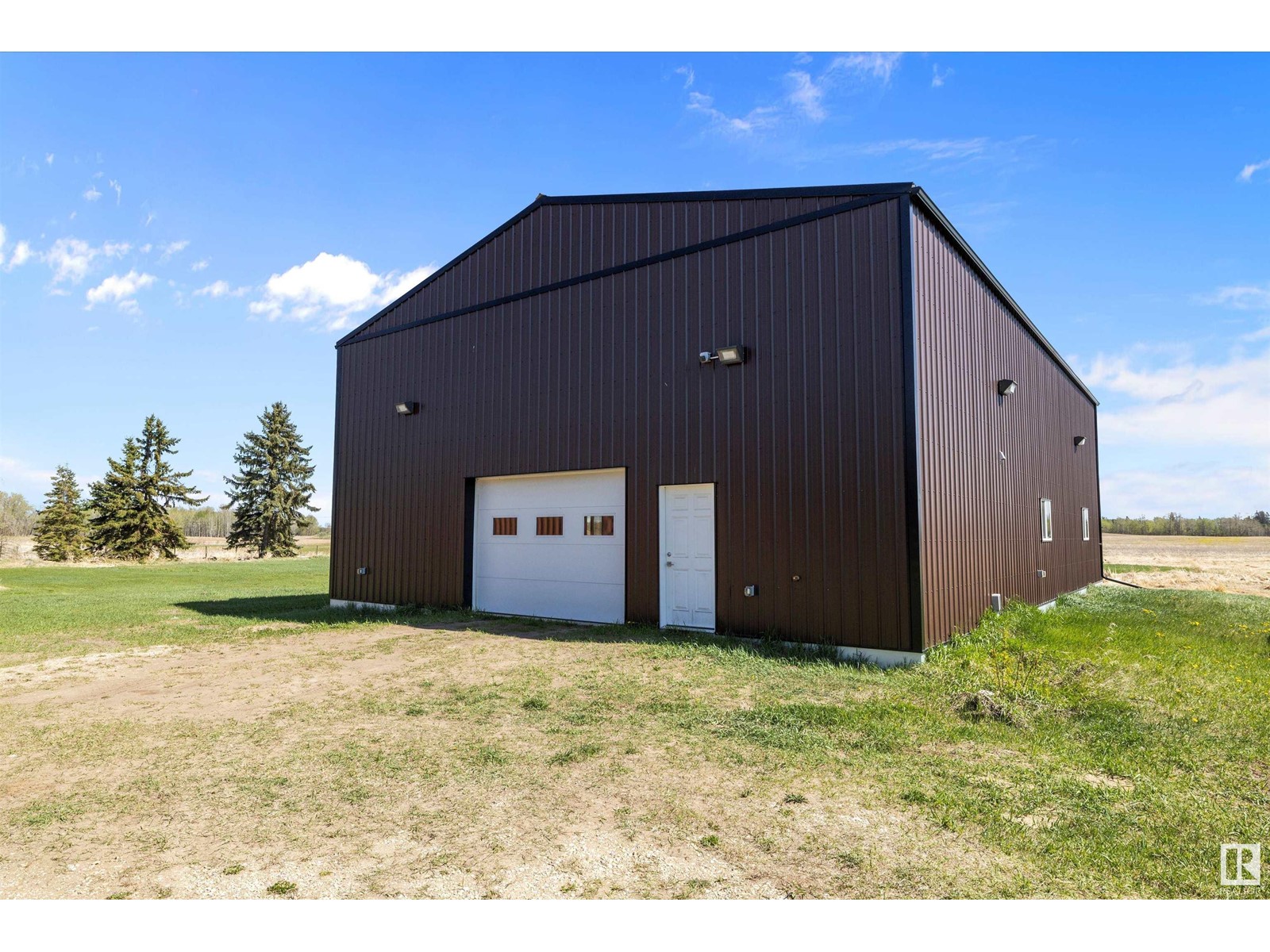 52003 RGE ROAD 273