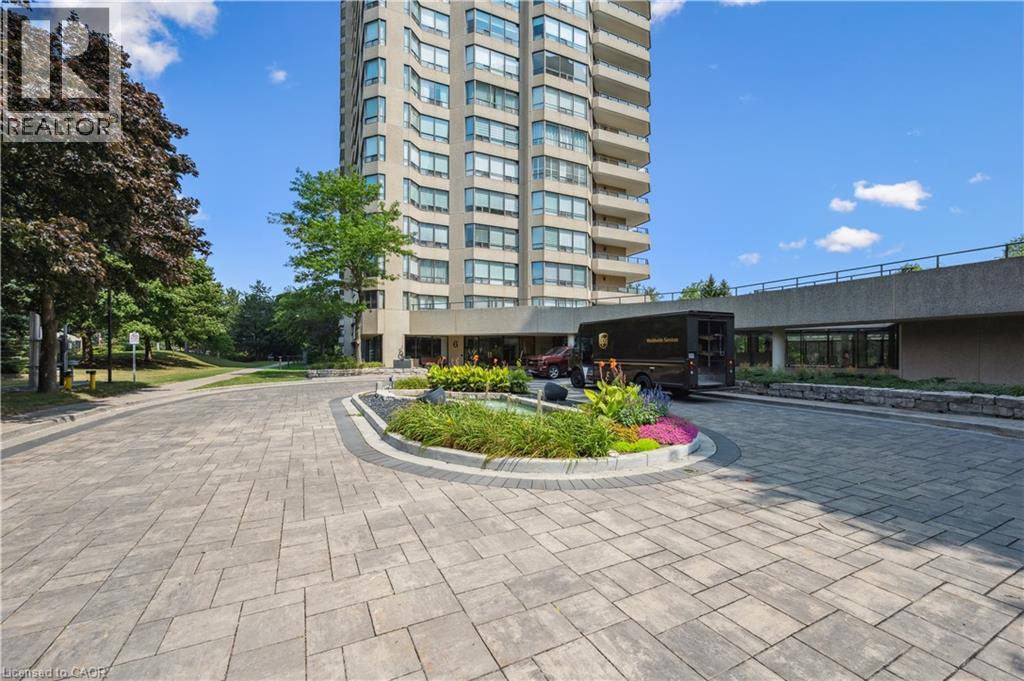 6 WILLOW Street Unit# 1106