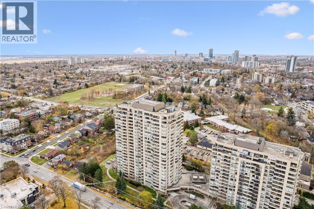 6 WILLOW Street Unit# 1106