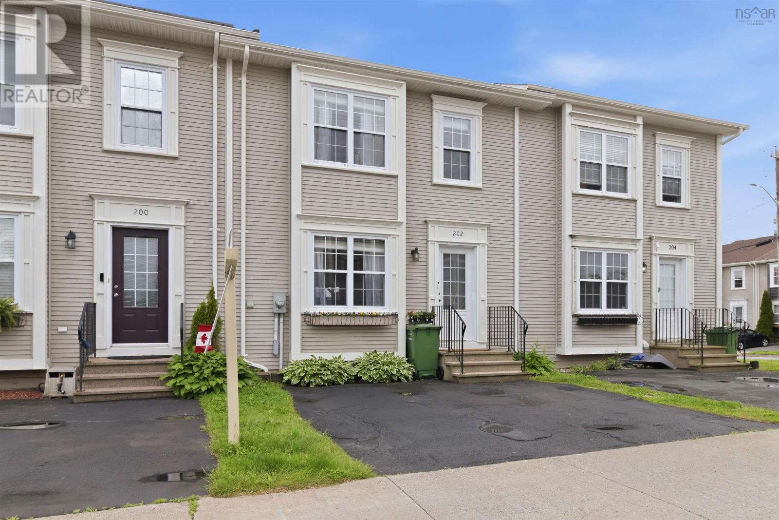 Photo 1 of 37 — 202 Transom Drive, Halifax, NS B3M4T7