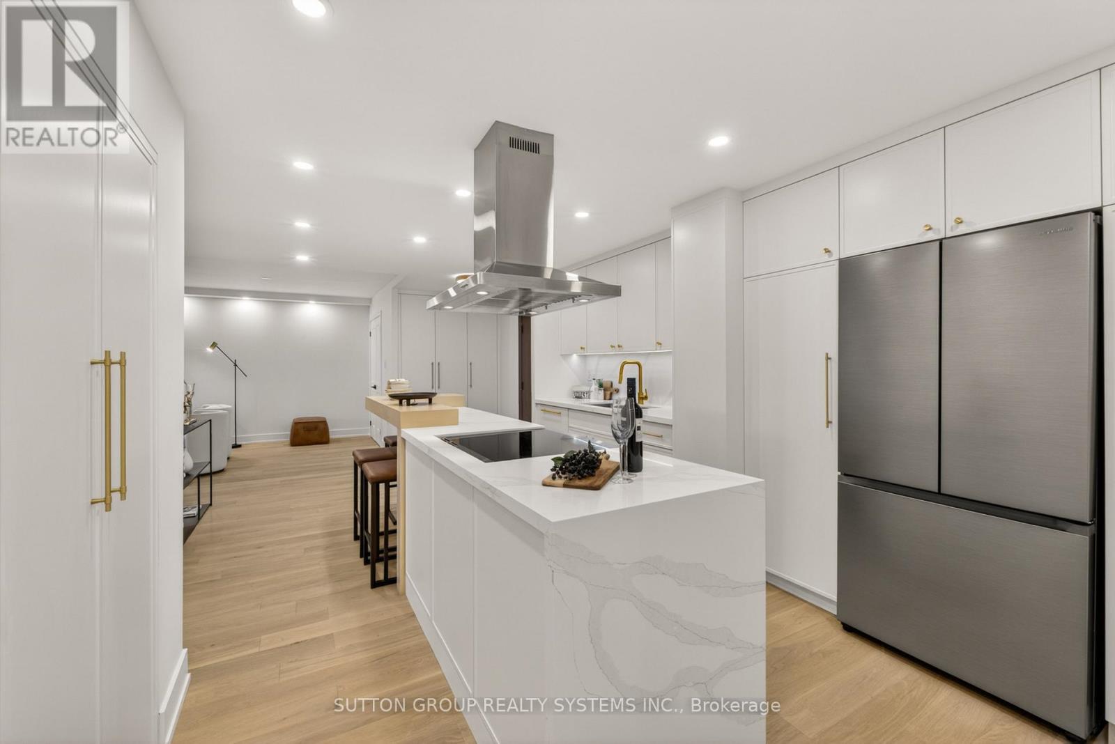 1409 - 820 BURNHAMTHORPE ROAD